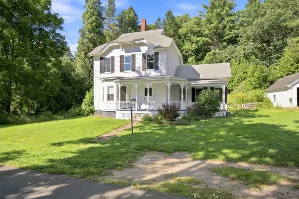 116 Richardson St, Warren, MA 01083