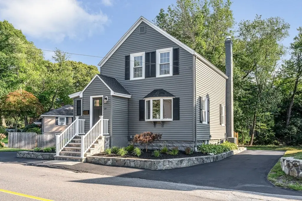 19 Butler Ave, Wakefield, MA 01880 - #1
