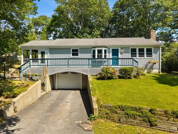 84 Eel Pond Rd, Bourne, MA 02532