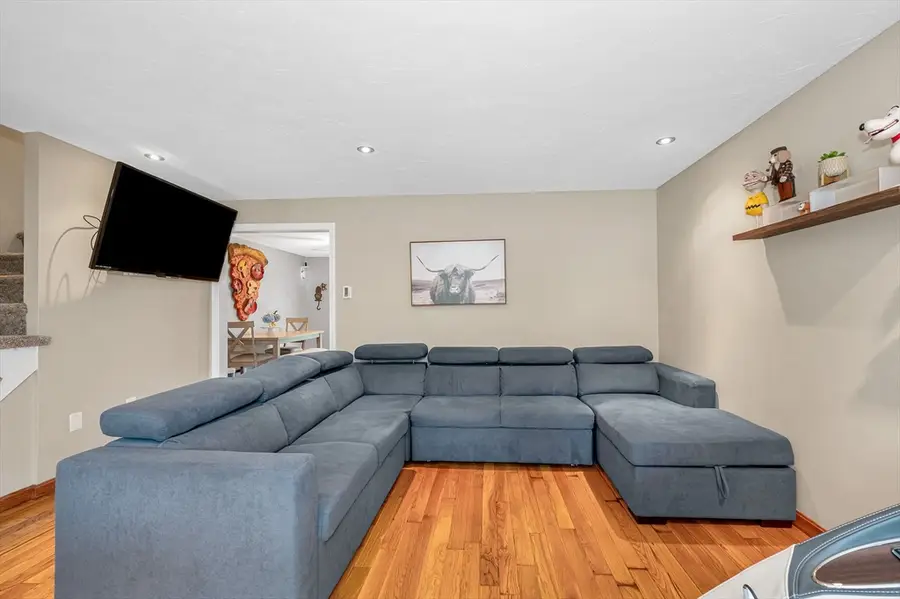 141 Thissell Ave #26, Dracut, MA 01826 - #3
