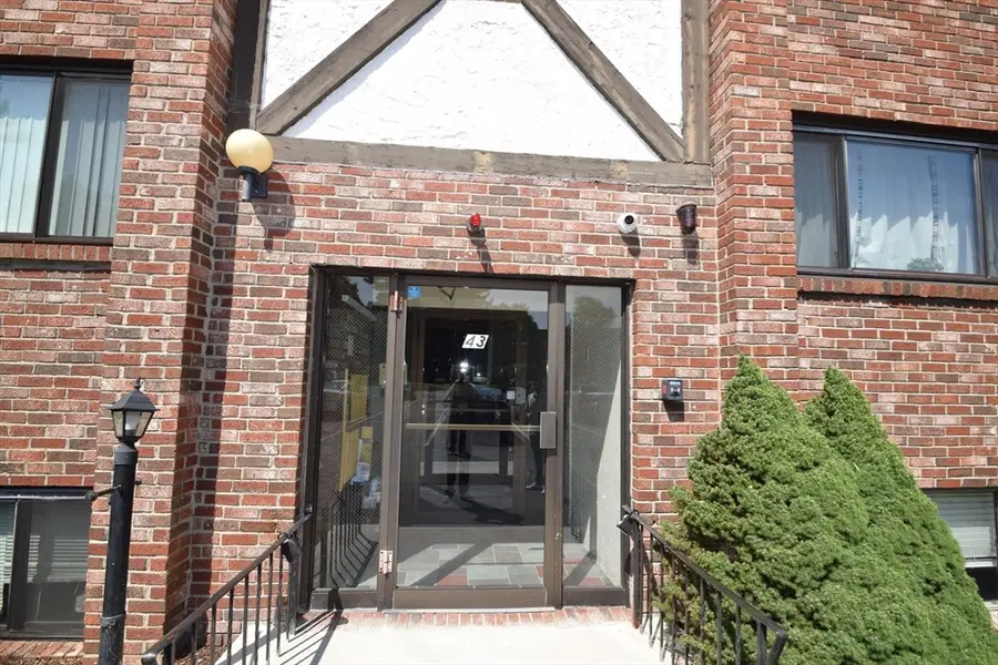 43 Mccormick #52, Stoughton, MA 02368 - #2
