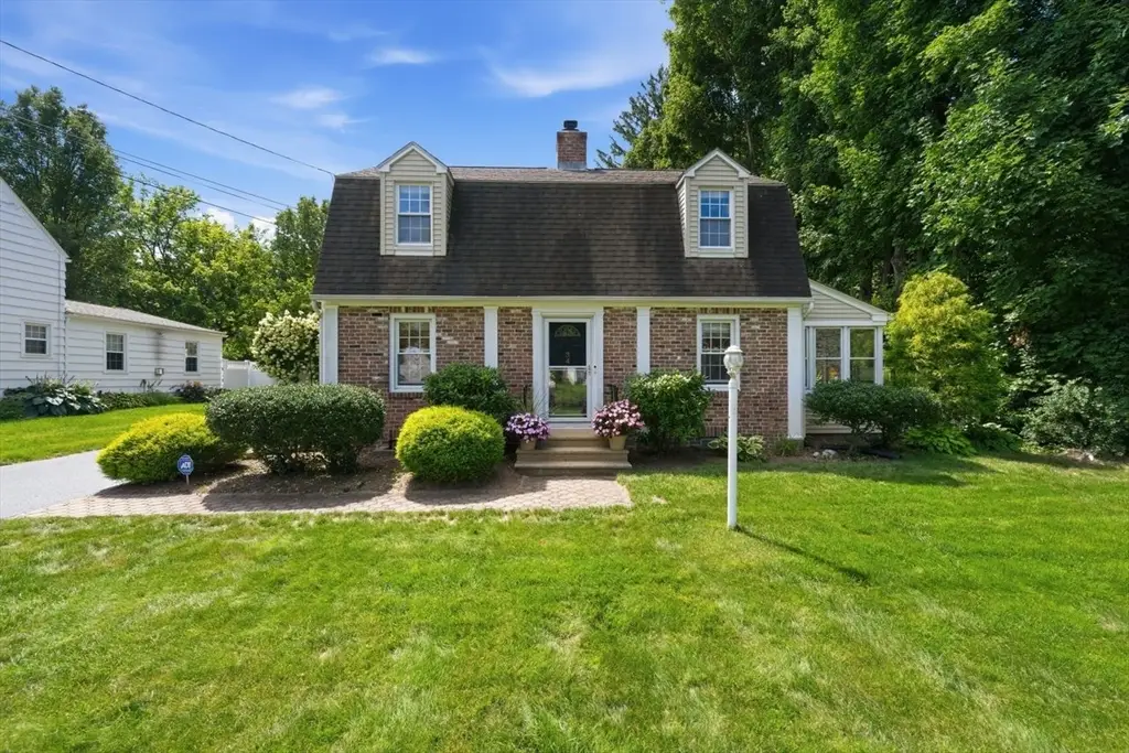 34 Harwich Road, West Springfield, MA 01089 - #1