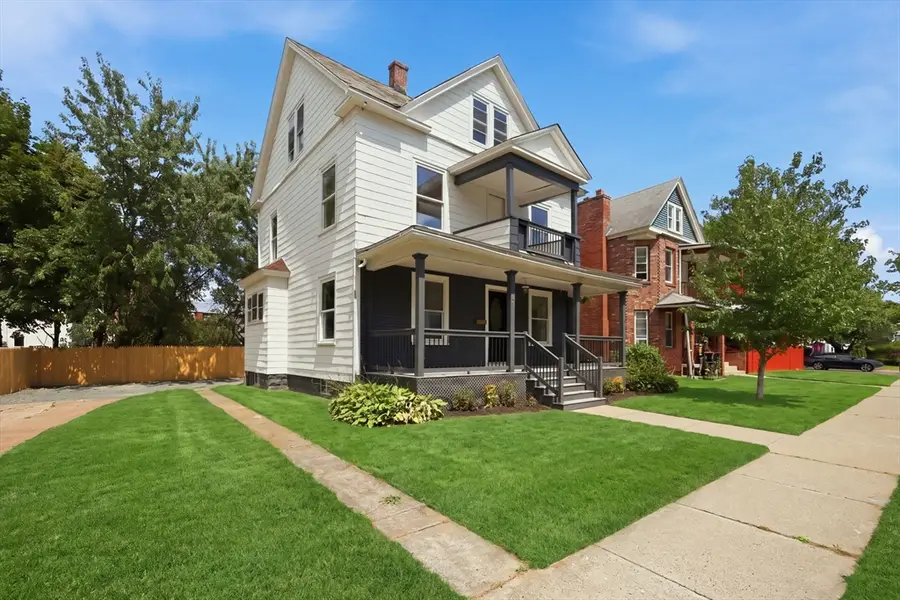 24 Washington Ave, Holyoke, MA 01040 - #2
