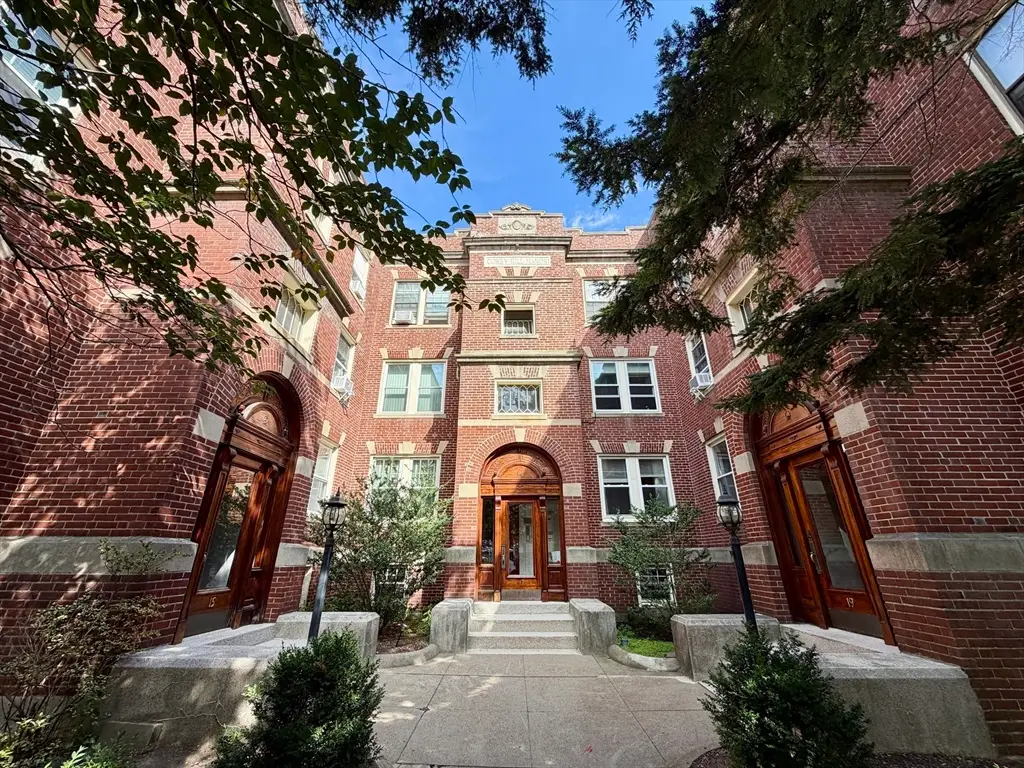 19 Short St #6, Brookline, MA 02446 - #1