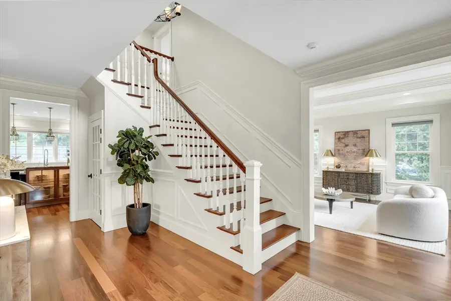 88 Woodbine Circle, Needham, MA 02494 - #2