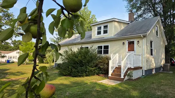 466 Highland, Attleboro, MA 02703