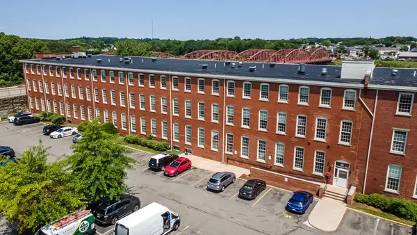 35 Riverwalk Way #R201, Lowell, MA 01854