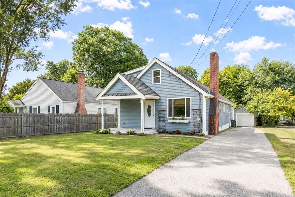 11 Magnolia St, Framingham, MA 01701 - #1