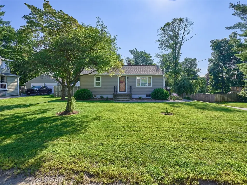 14 Mildred Ave, Millbury, MA 01527 - #1