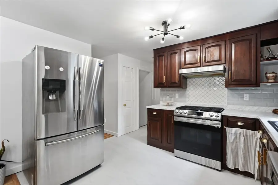 5 Glen St, Framingham, MA 01702 - #3