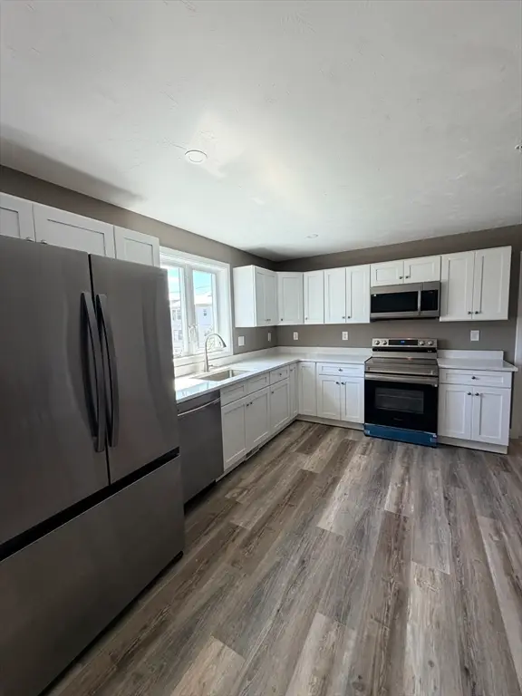 60 Richards St #A, Worcester, MA 01603 - #3