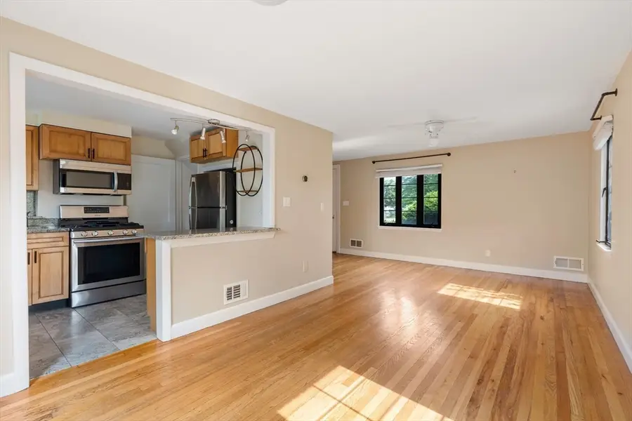 956 Belmont #956, Watertown, DC 20472 - #3