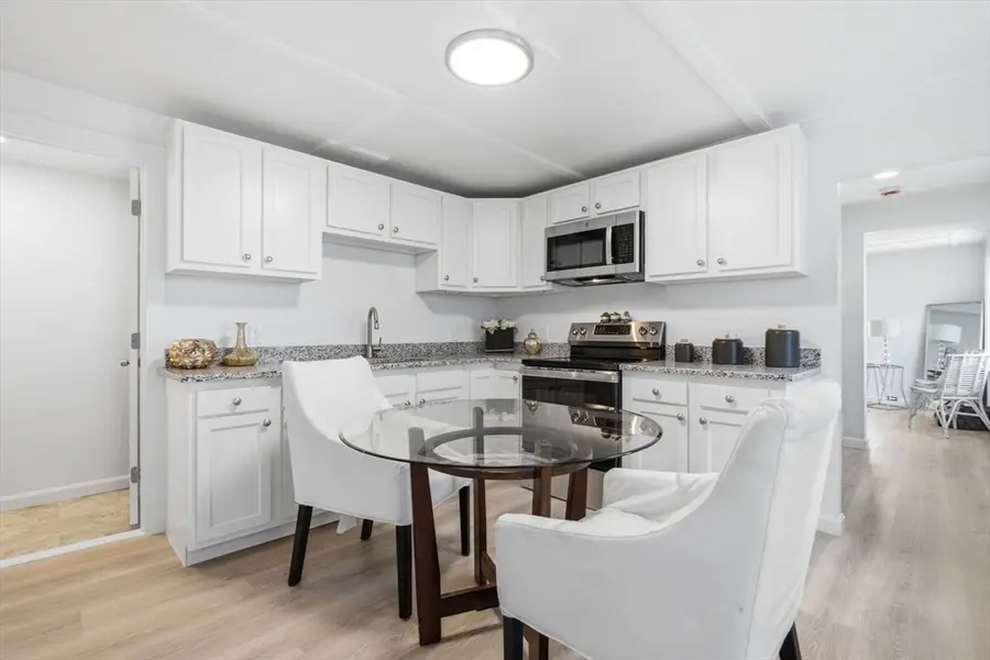 14 Staten St, Gloucester, MA 01930 - #2