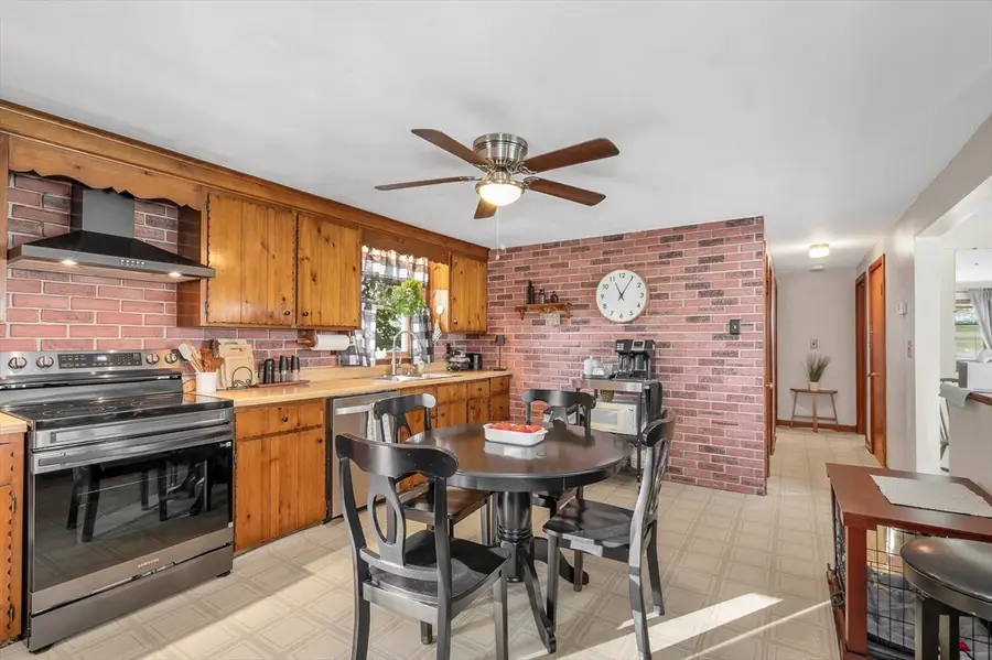 41 Alma Street, Lowell, MA 01854 - #2