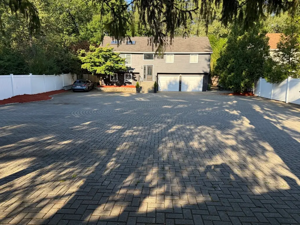 2 Temple St, Framingham, MA 01702 - #1