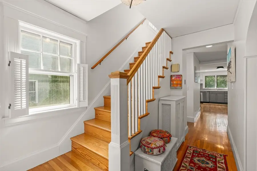 24 Holland St, Needham, MA 02492 - #3