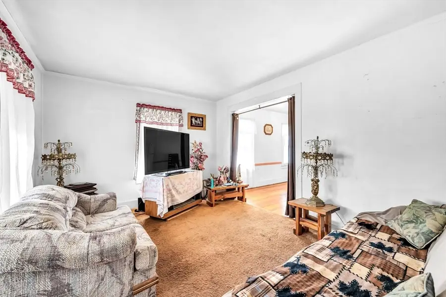 76 Howard St, Ludlow, MA 01056 - #3