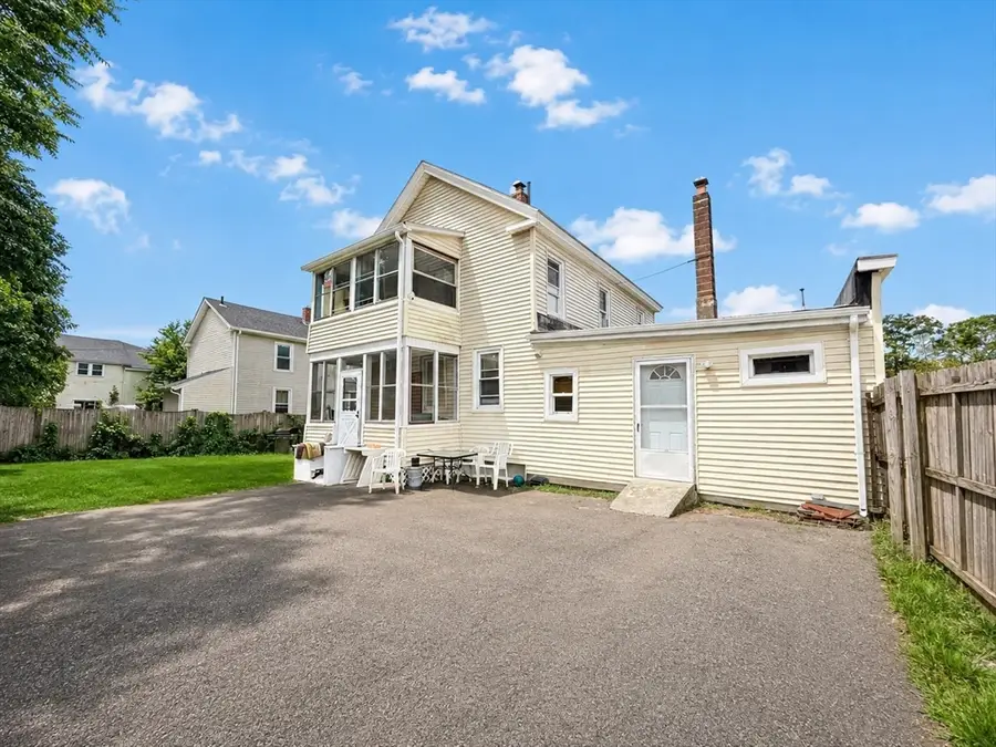 145-147 Hancock St, Springfield, MA 01109 - #3