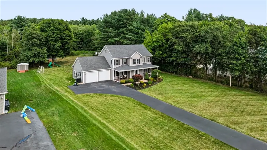 492 Sumner St, Stoughton, MA 02072 - #3