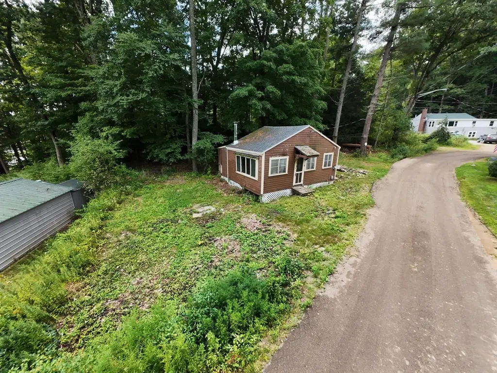 11 Chandler Rd, Holland, MA 01521 - #1