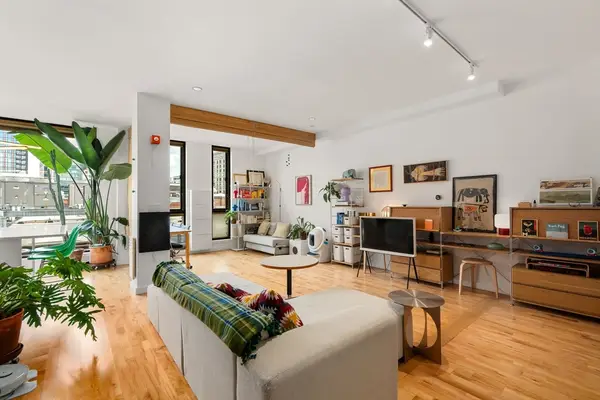 346 Congress Street #608, Boston, MA 02210