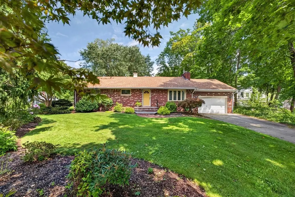 61 Highland Avenue, Dartmouth, MA 02747 - #1