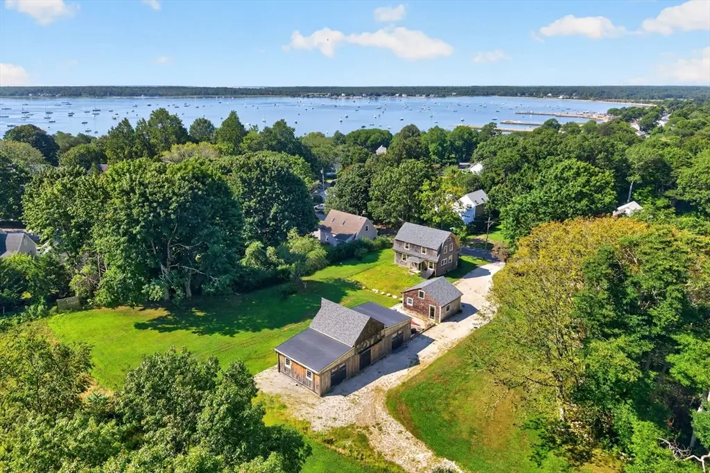 4 Oakland St, Mattapoisett, MA 02739 - #1