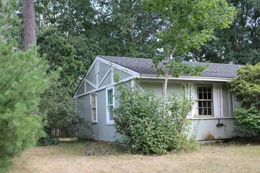 7 Christopher Dr, Wareham, MA 02571 - #2