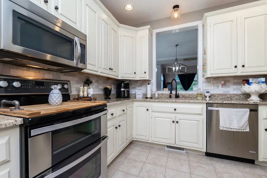 4 Kingson Ln #1, Medway, MA 02053 - #2