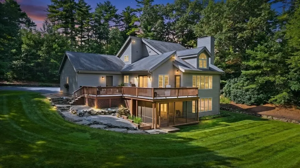 182 High St, Carver, MA 02330 - #1