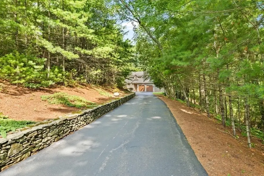 182 High St, Carver, MA 02330 - #3