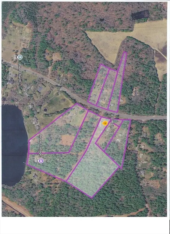 8 S Main St, Carver, MA 02330