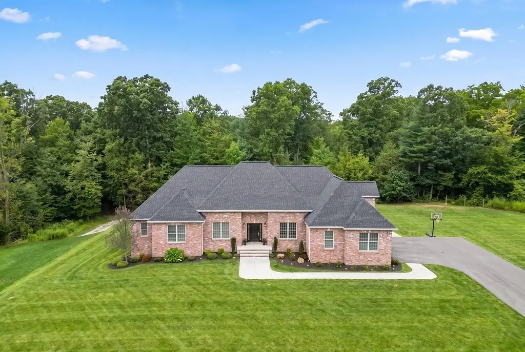 13 Bella Vista Drive, East Longmeadow, MA 01028 - #1