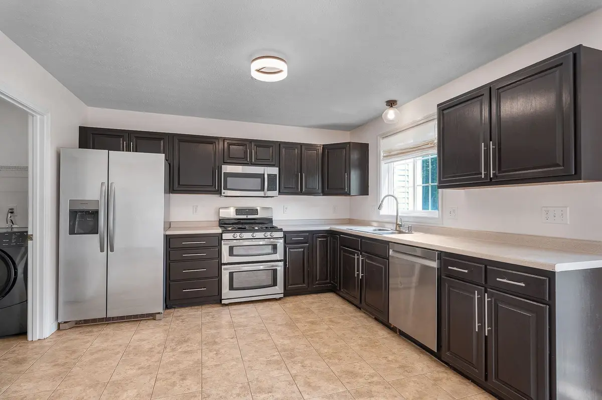 4 Georgetowne #4, Nashua, NH 03062 - #1
