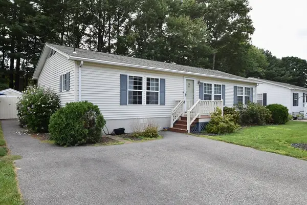 12 Trailwood Dr., Bridgewater, MA 02324