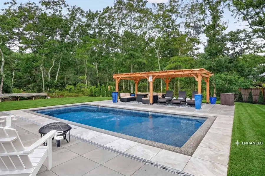 105 Whalers Walk, Edgartown, MA 02539 - #2