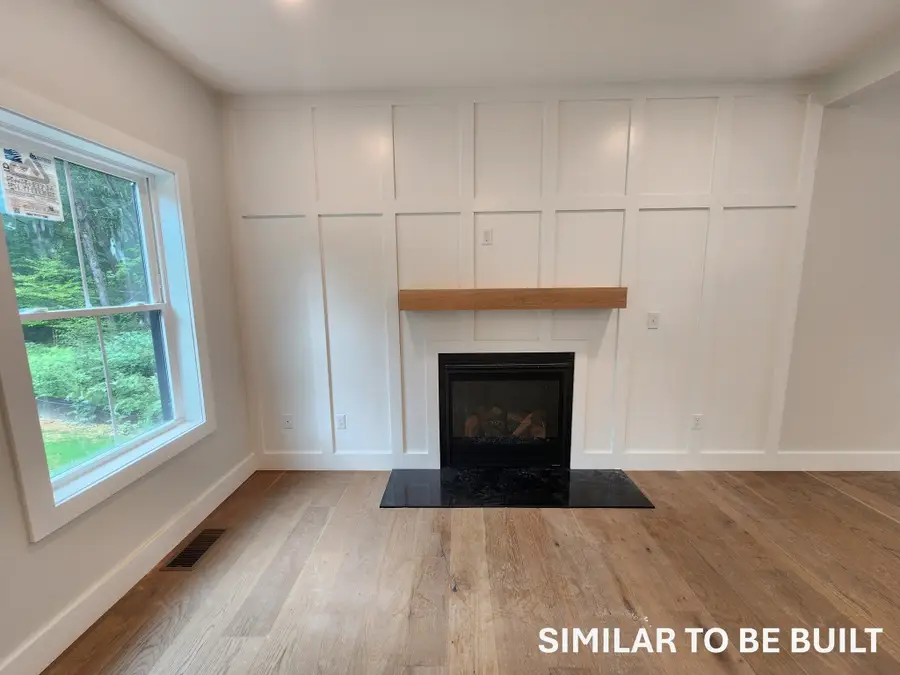 81 Willard Rd, Ashburnham, MA 01430 - #3