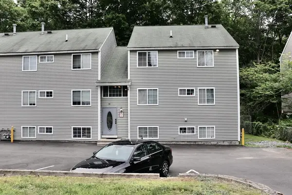 38 Walker St #12, Lowell, MA 01854