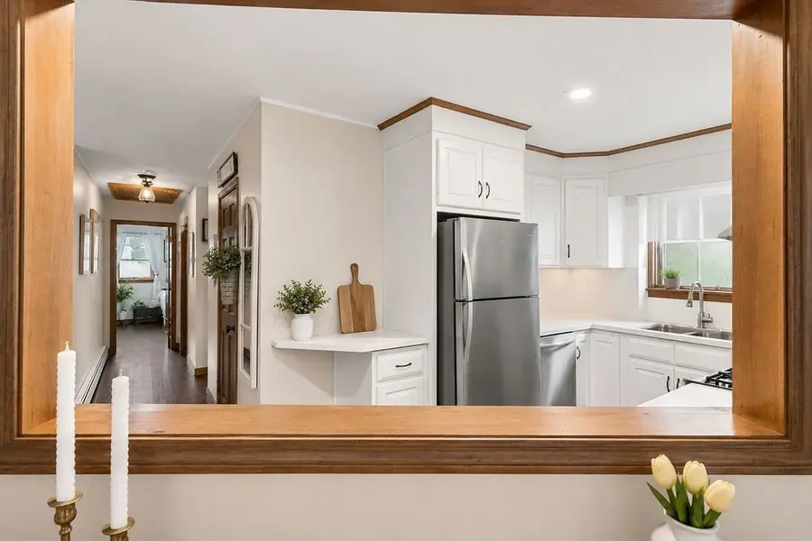 75 Acorn St, New Bedford, MA 02740 - #3
