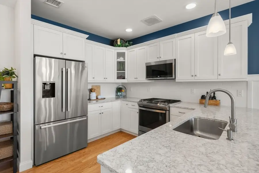 1 Mariners Way #207, Plymouth, MA 02360 - #3