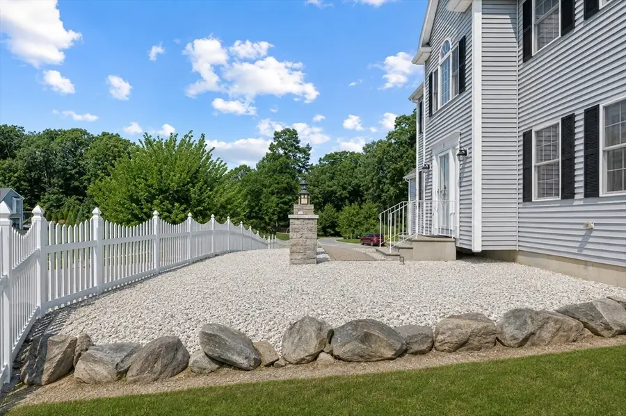 3 Moore Dr, Millbury, MA 01527 - #2