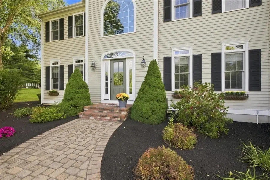 11 Evergreen Rd, Norfolk, MA 02056 - #2