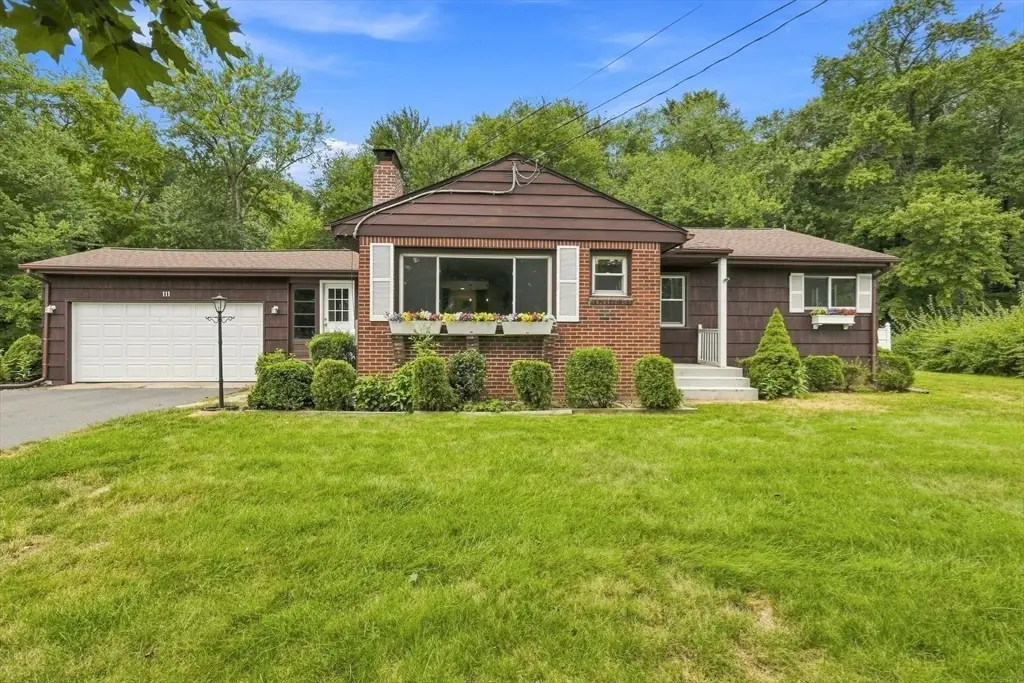 111 Florida Drive, Agawam, MA 01001 - #1