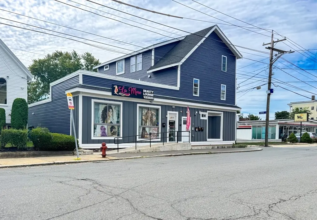 90 Essex St, Lynn, MA 01902 - #1