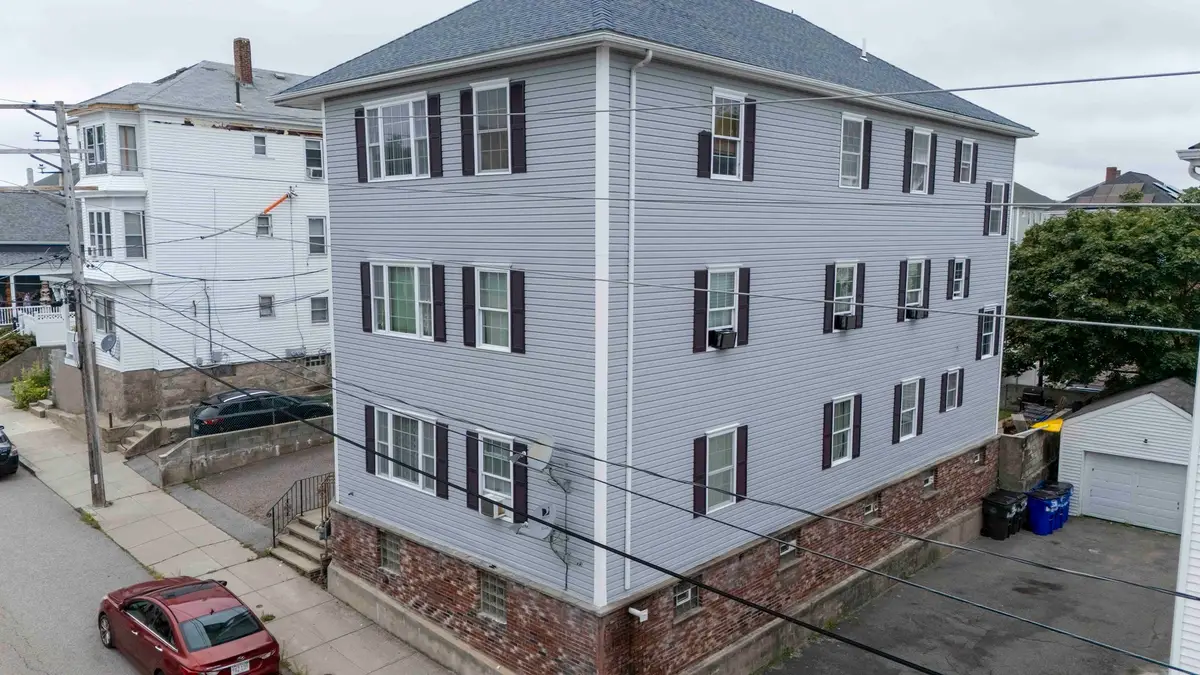 54 Arizona St, Fall River, MA 02721 - #1