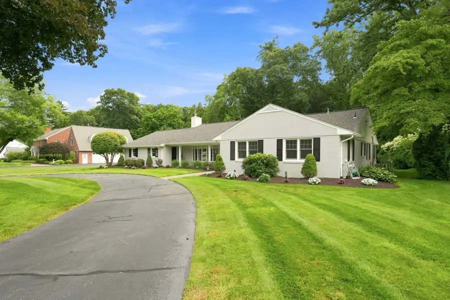 131 Prynnwood Rd, Longmeadow, MA 01106 - #2
