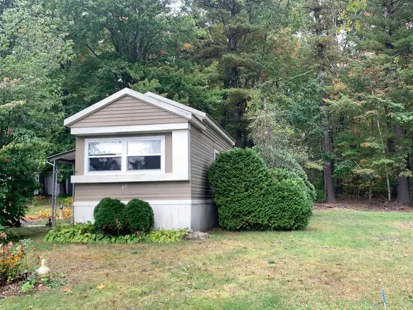 29 Conestoga, Brookfield, MA 01502