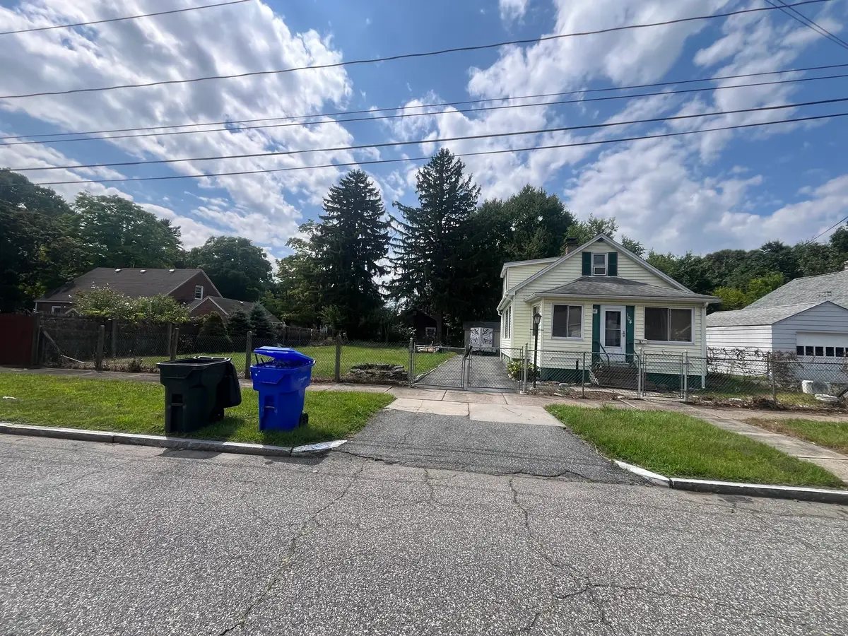 104 Balis St, Springfield, MA 01109 - #1