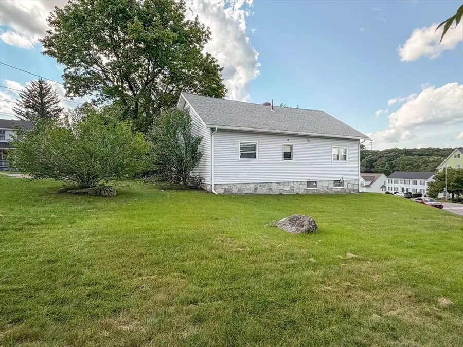 434 Hamilton, Worcester, MA 01604 - #3