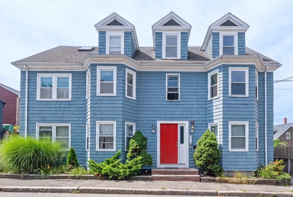 21 Mall St #2, Salem, MA 01970 - #1
